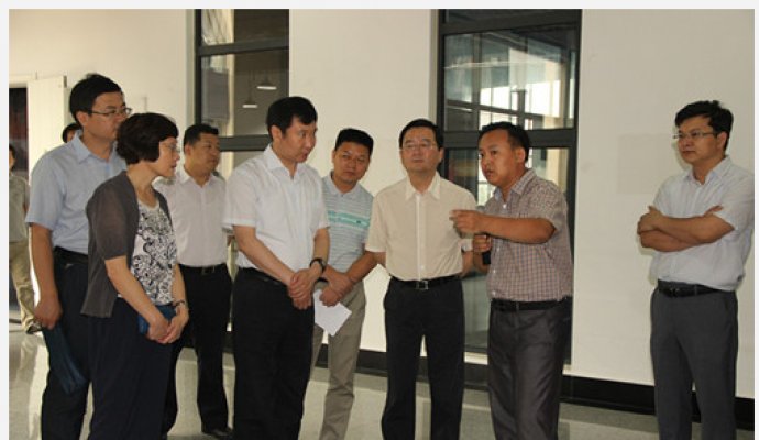 科技部副司長曹國英參觀公司 無線供電汽車再成焦點