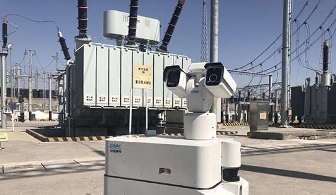 智能“移動哨兵”:室外輪式巡檢機器人的功能與應用場景(無線充電)