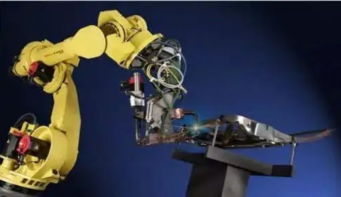 AGV:智能制造的“小機靈”轉型（無線充電）