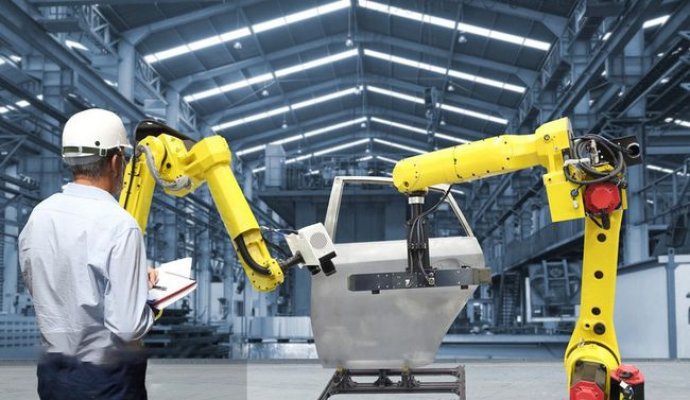 如何保證機器人換人的安全性（無線充電）