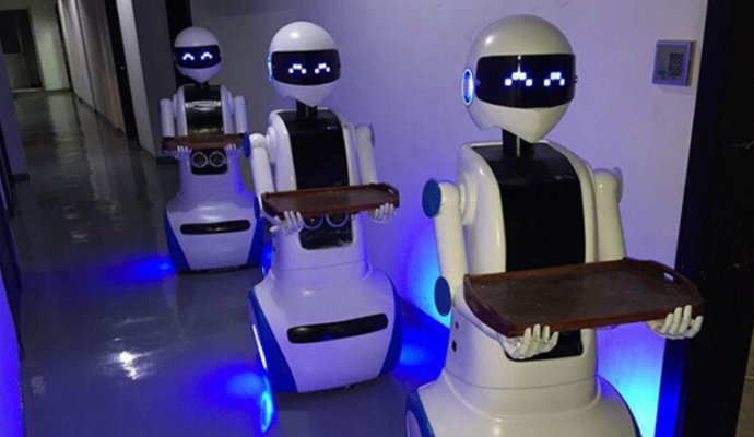 服務(wù)機(jī)器人的先進(jìn)技術(shù)及應(yīng)用探析（無線充電）