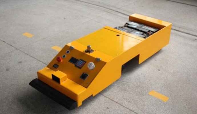 AGV小車的轉(zhuǎn)向控制方式及優(yōu)勢（無線充電）