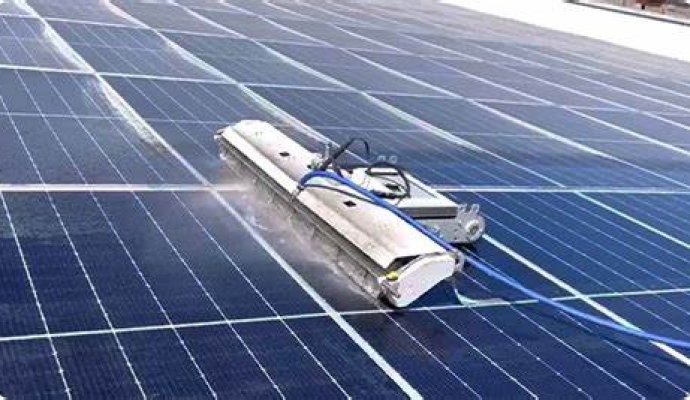 魯渝能源無線充電方案:破解光伏電站清潔機器人充電難題