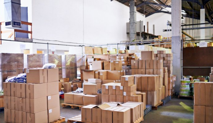 魯渝能源AGV智能充電樁的“柔性定制”優勢