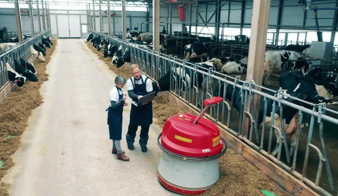 魯渝能源智慧農(nóng)業(yè)巡檢機器人:無線充電賦能精準農(nóng)業(yè)的“田間守望者”